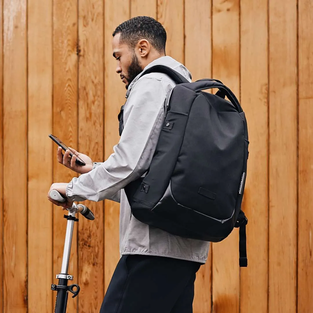 RiutBag R15.4 Everyday Secure Laptop Backpack